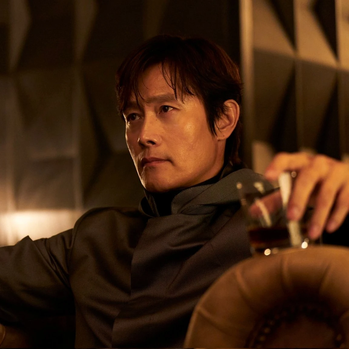 Hwang In-ho / No. 001 / Frontman